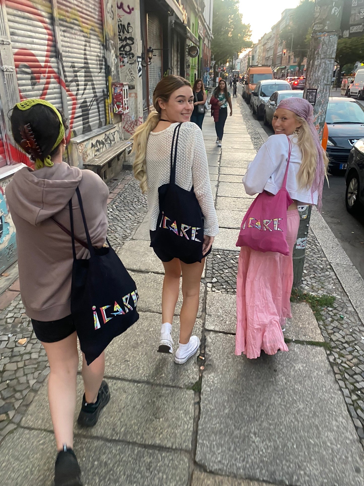 Tote bag
